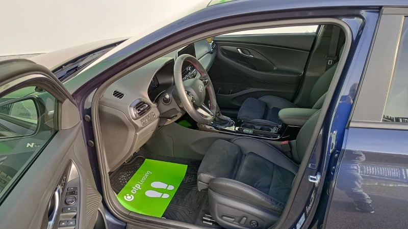 Hyundai I30 Fastback 1.5 T-GDi (140 кс) Mild Hybrid DCT, снимка 6 - Автомобили и джипове - 52990043