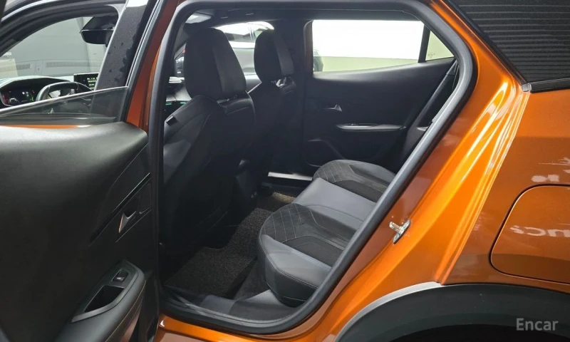 Peugeot 2008, снимка 11 - Автомобили и джипове - 53024440