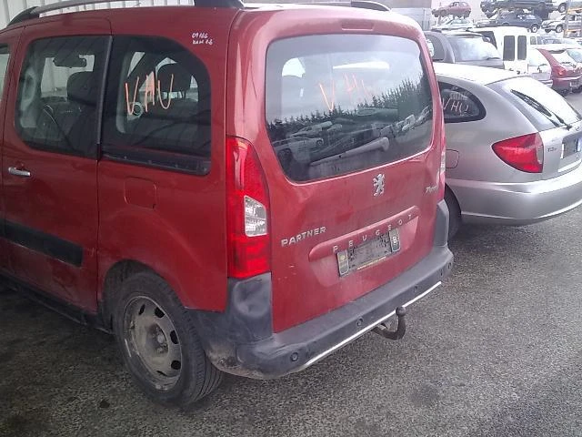 Peugeot Partner 1.6i /1.6 HDI, снимка 8 - Автомобили и джипове - 48320265