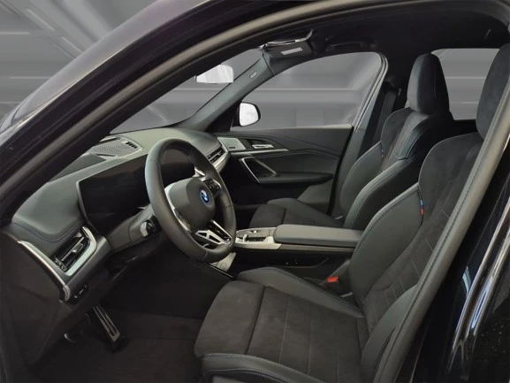 BMW iX1 xDrive30 = M-Sport =  | Mobile.bg   5