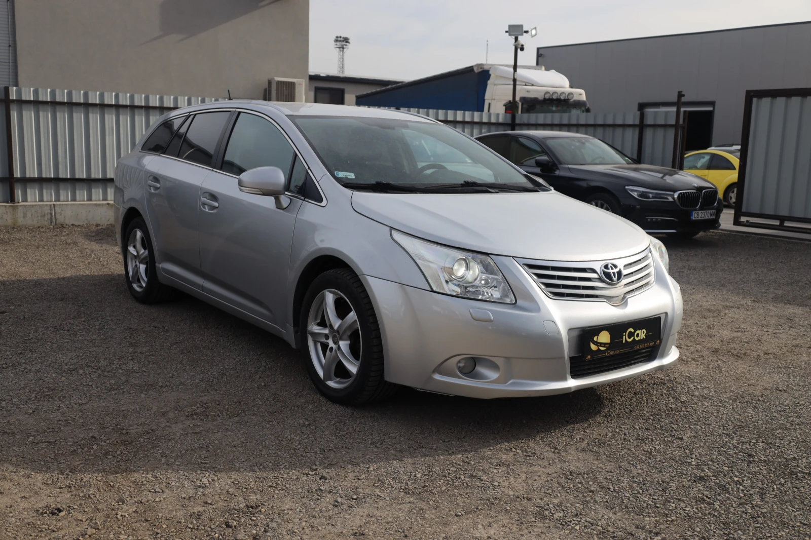 Toyota Avensis 2.2d-4d BiXENON KeylessGO KAMERA NAVI 17'' - изображение 2