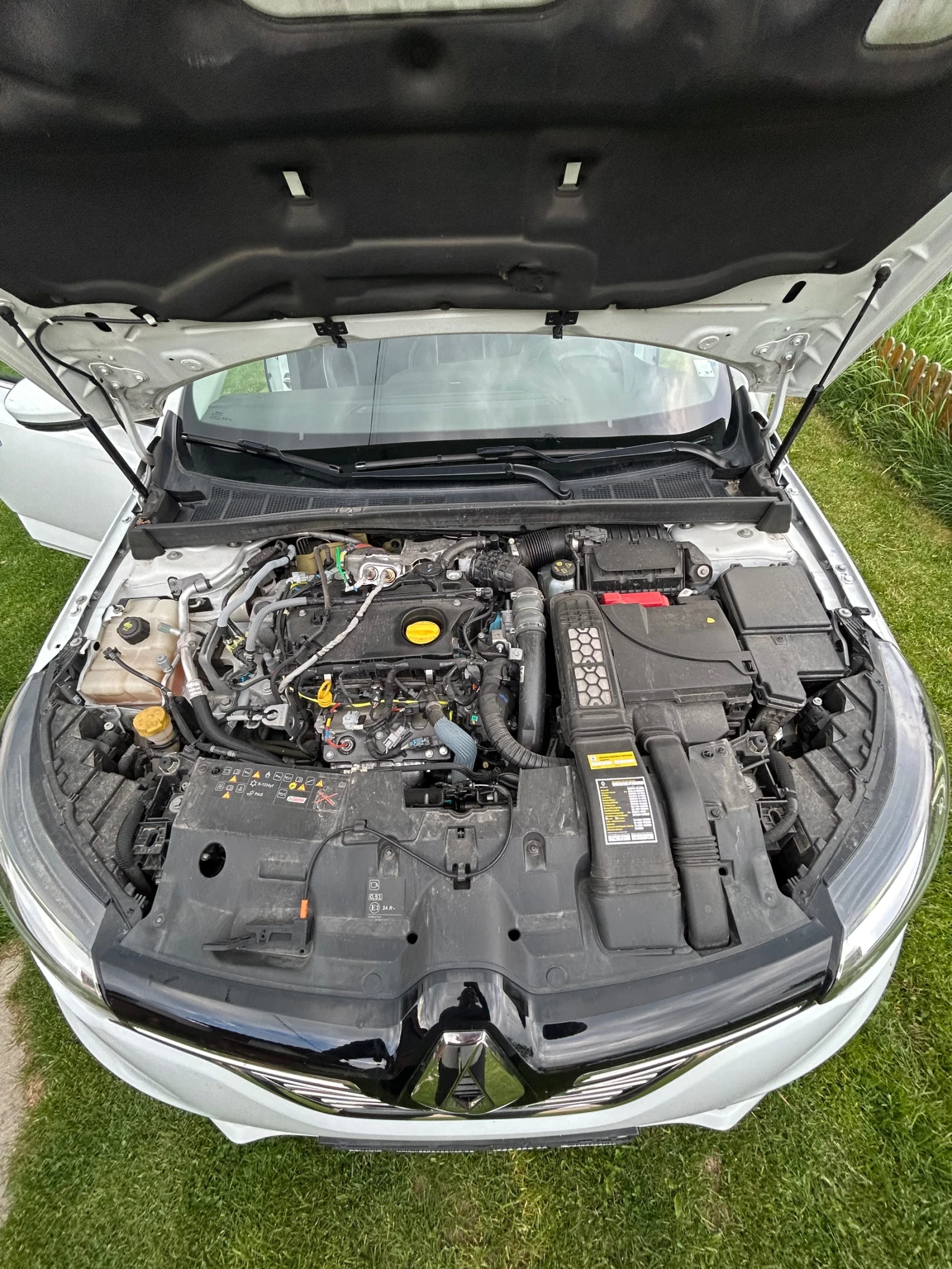 Renault Megane   Special Edition BOSE - изображение 9