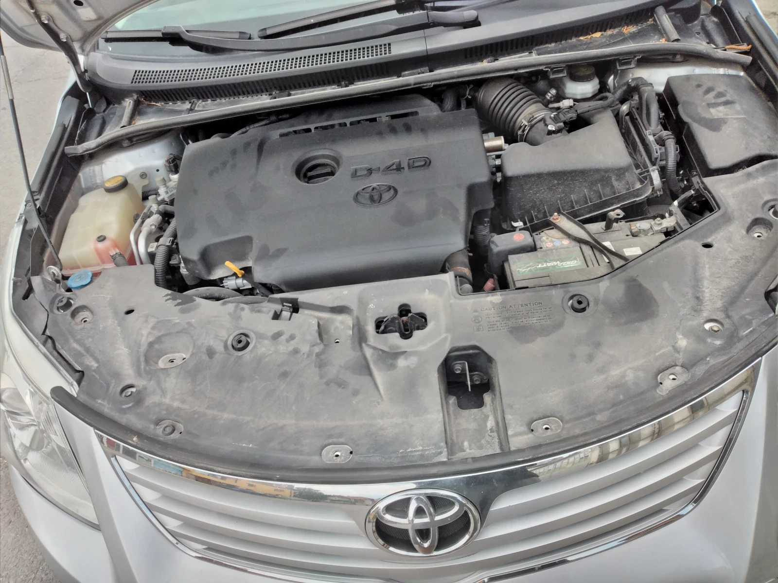 Toyota Avensis  - изображение 8