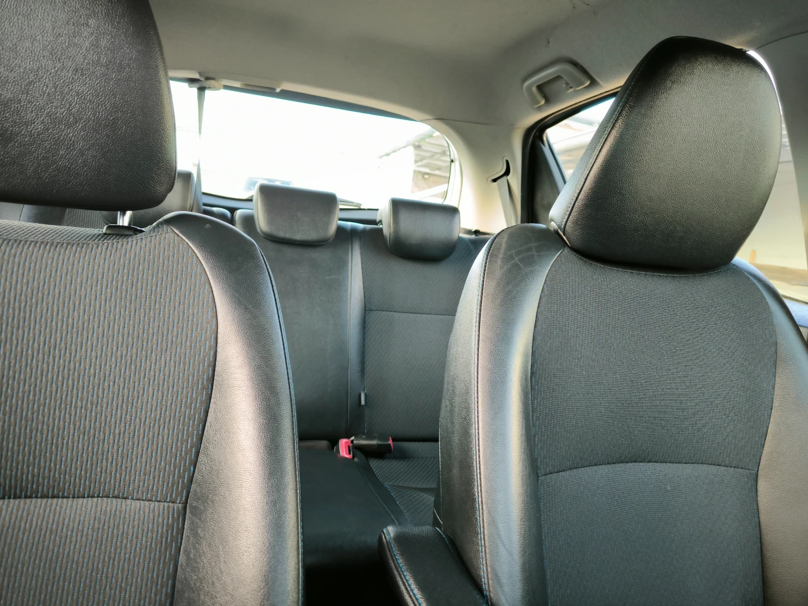 Toyota Yaris + LPG| |    |  201 | Mobile.bg   12