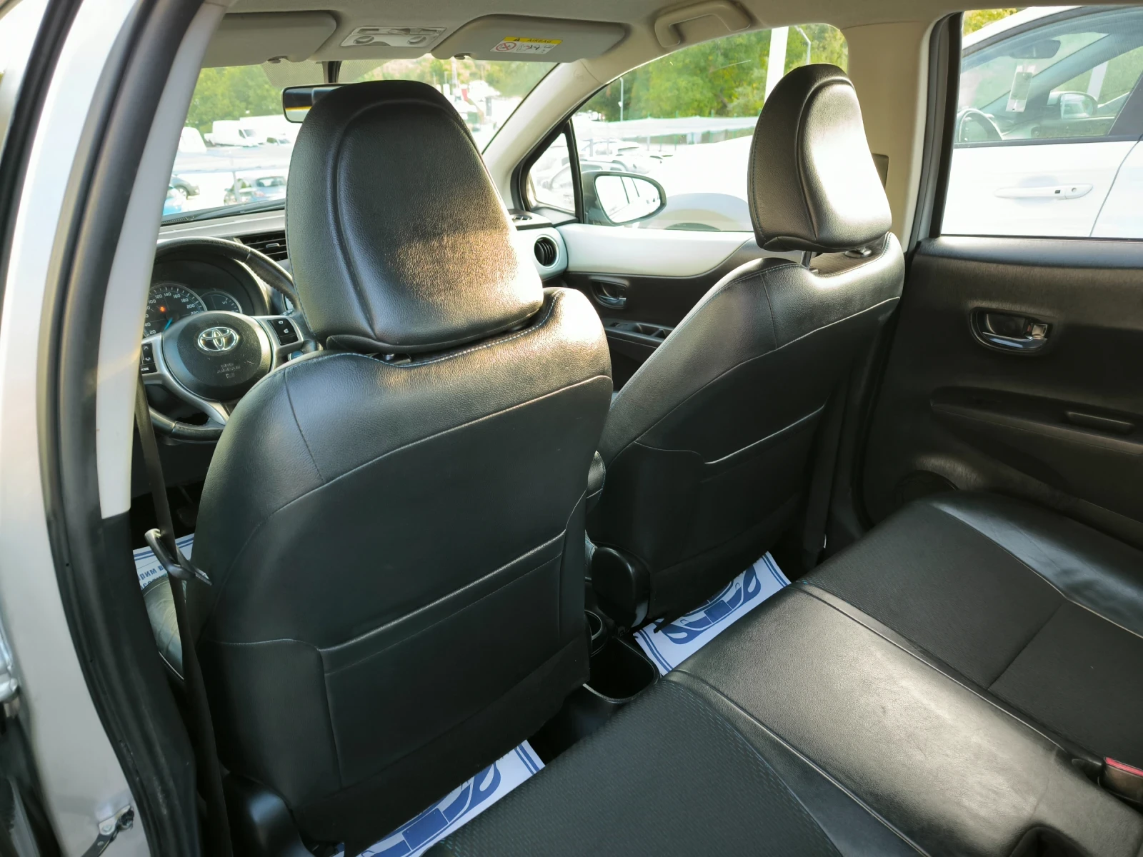 Toyota Yaris + LPG| |    |  201 | Mobile.bg   13