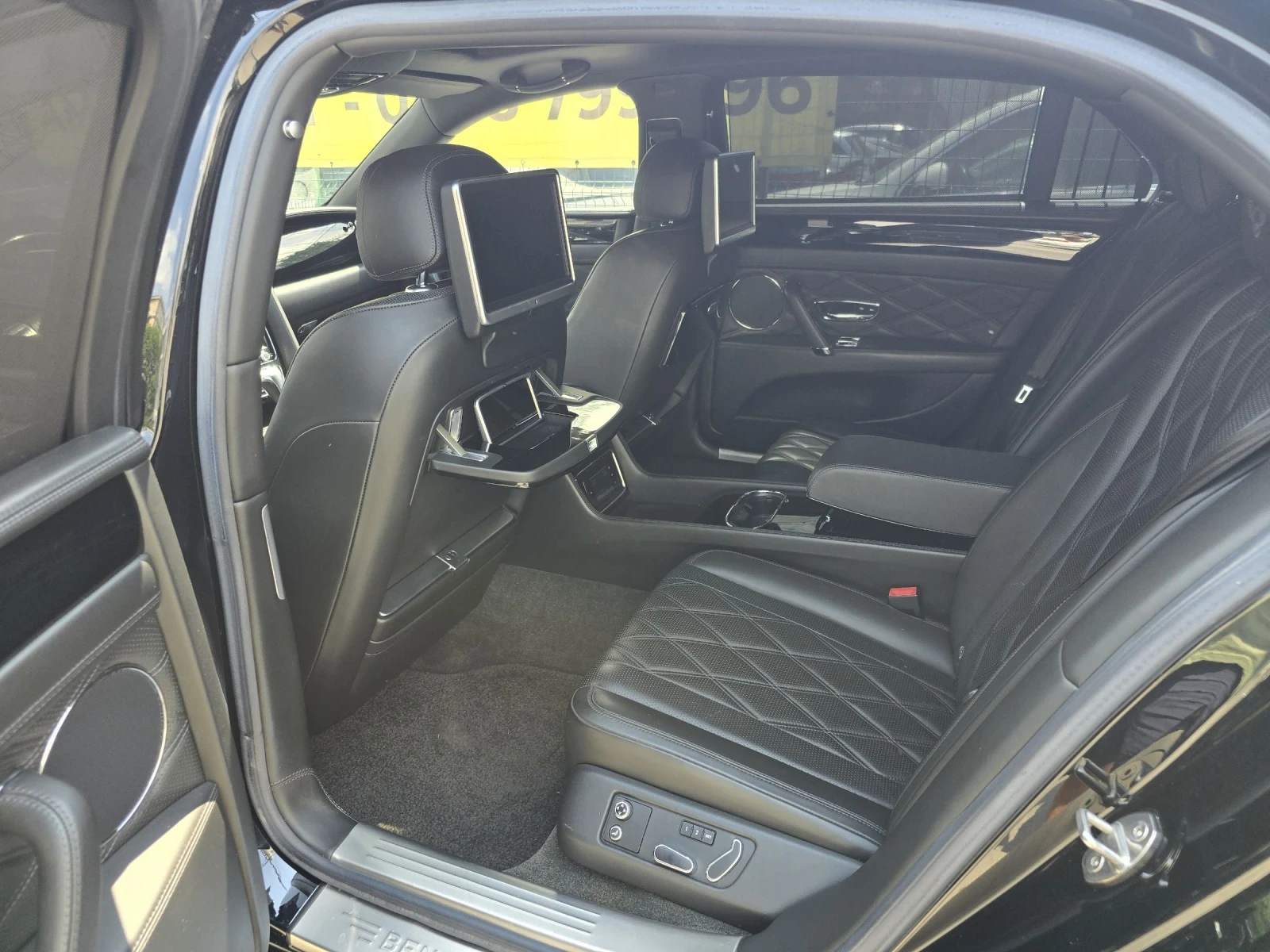 Bentley Continental FLYING SPUR - изображение 10