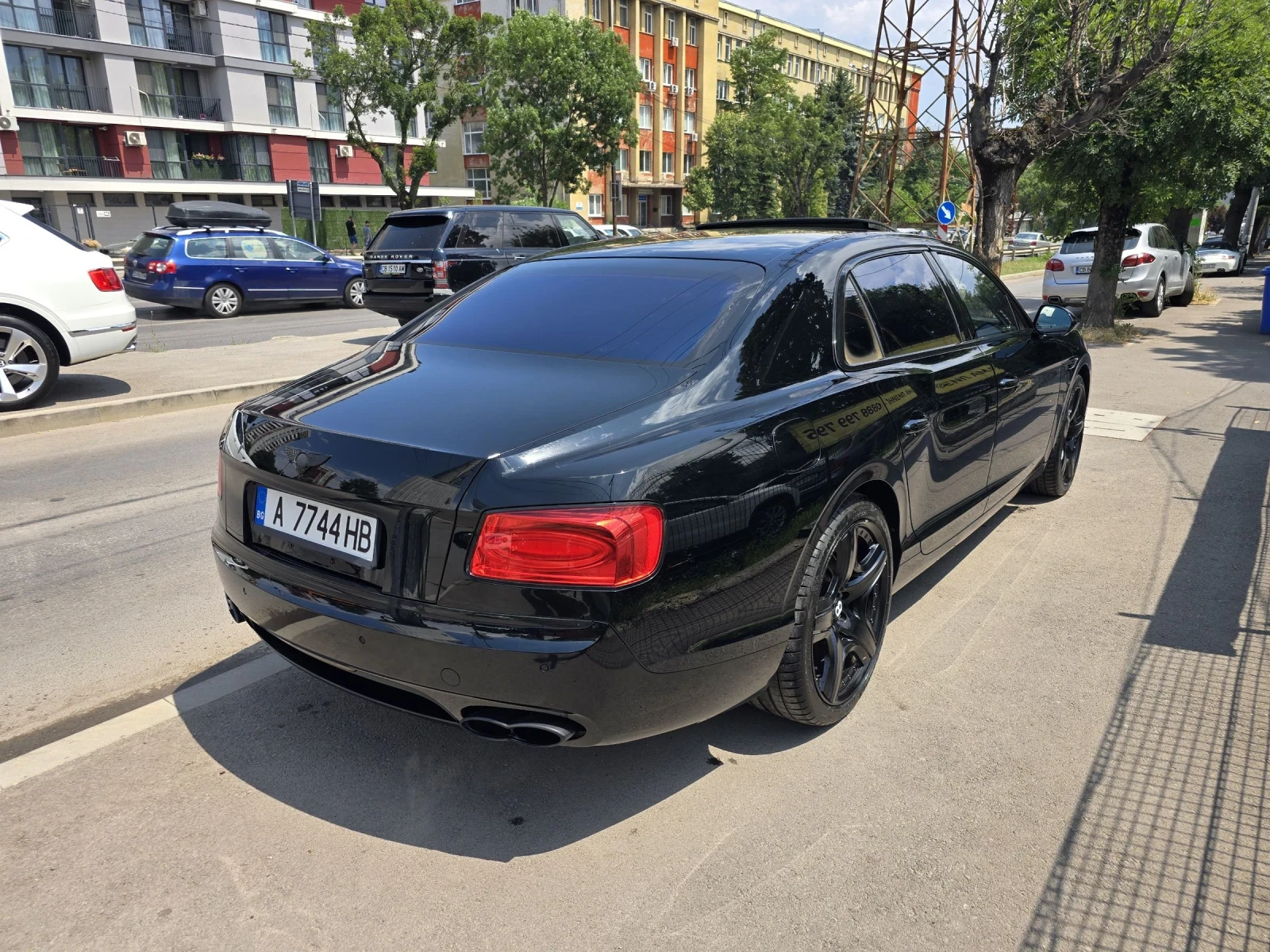 Bentley Continental FLYING SPUR - изображение 4