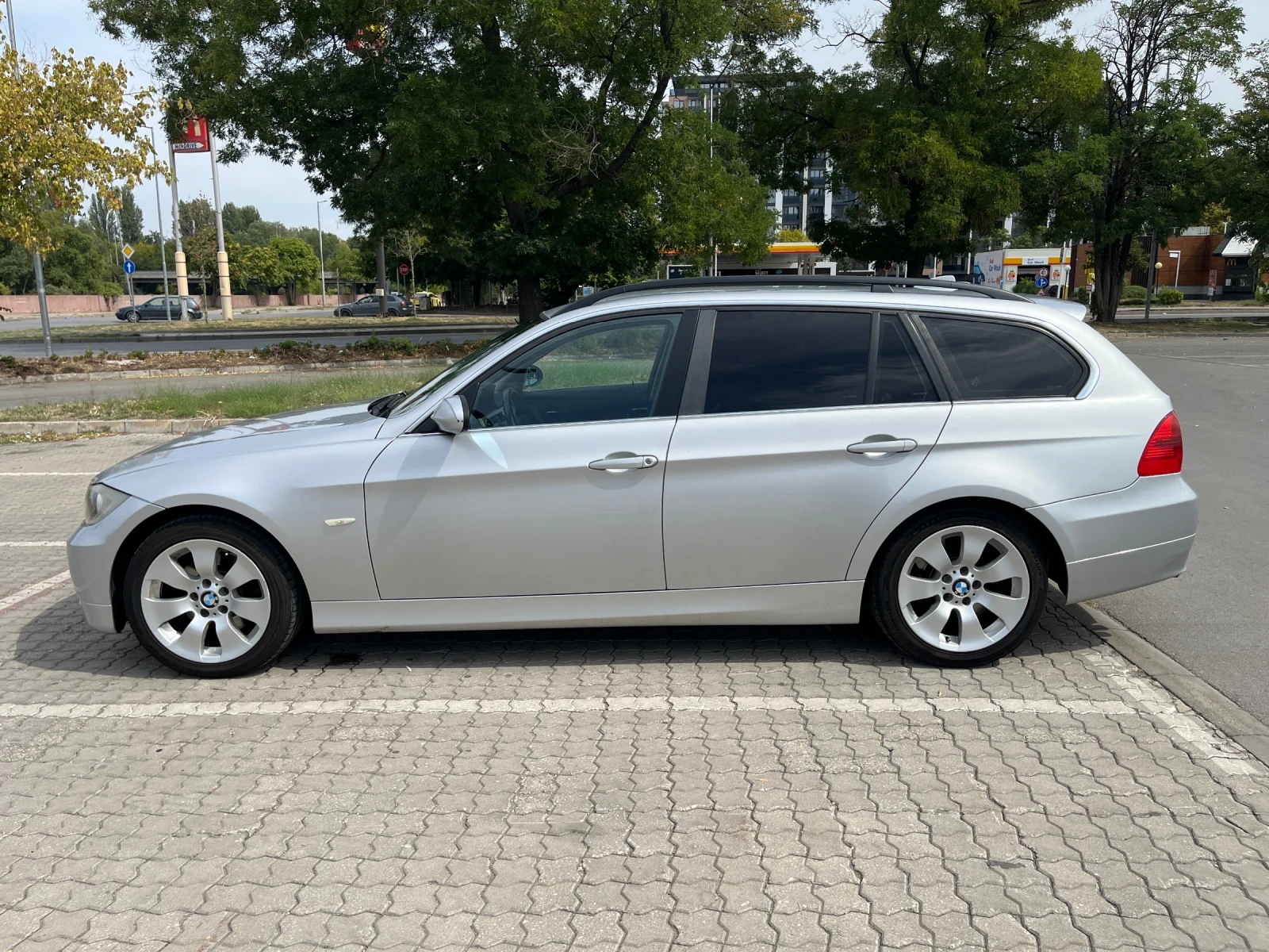 BMW 325 xi - изображение 6