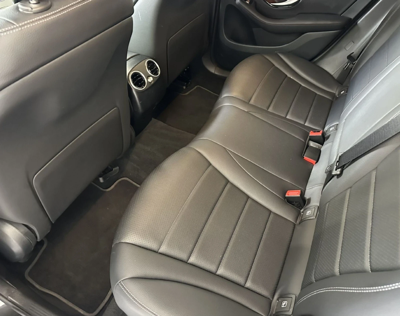 Mercedes-Benz GLC 200 d.COUPE.KAMERA.LED.NAVI - изображение 7