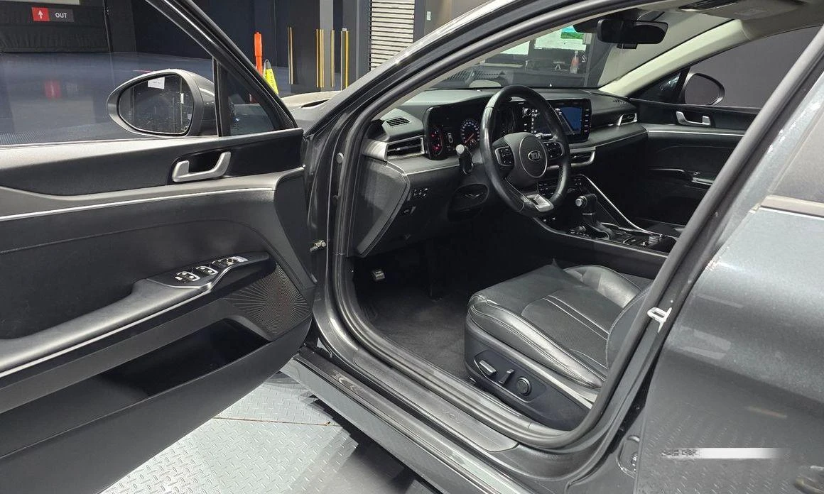 Kia K5 | Mobile.bg   11