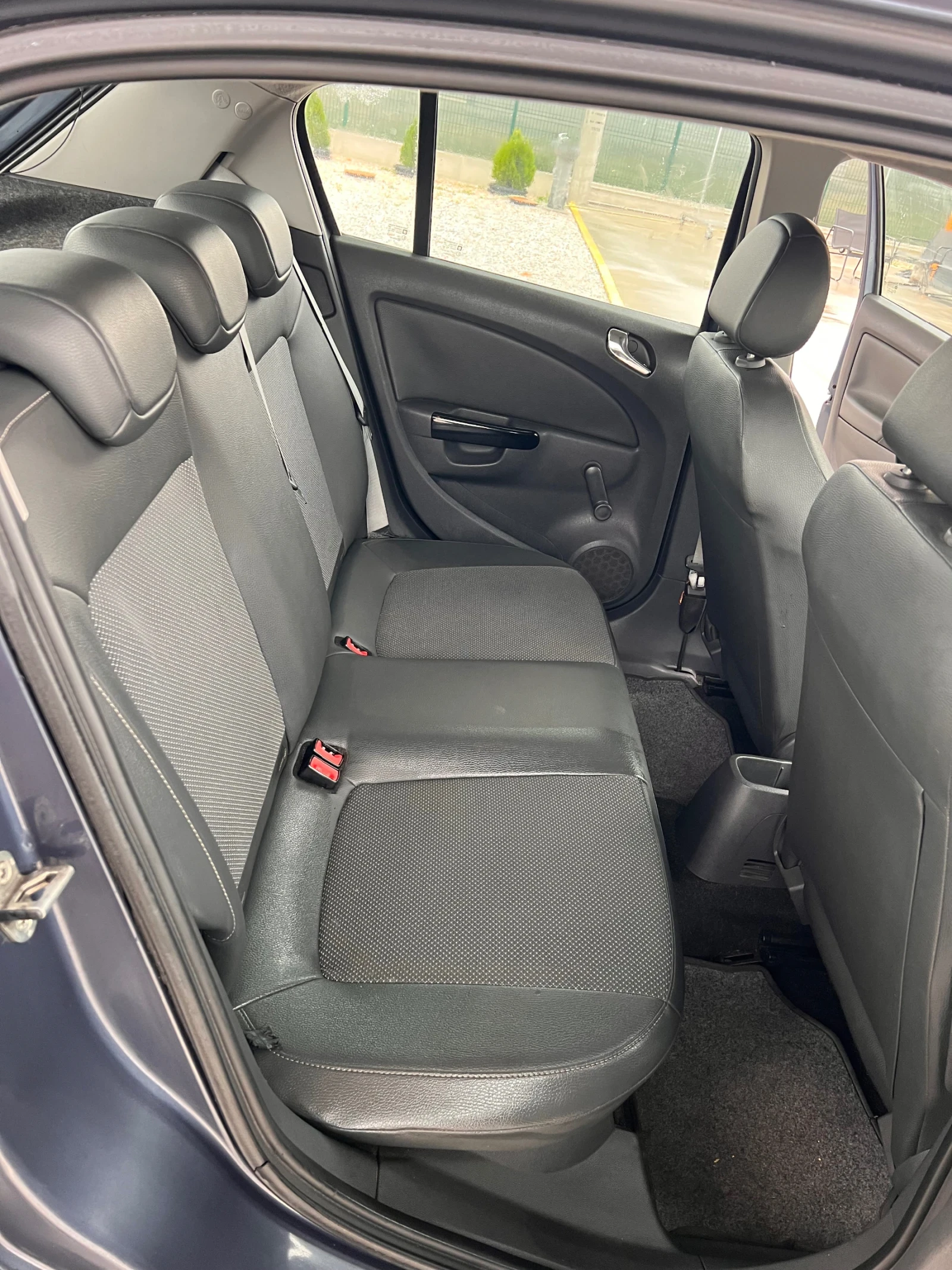 Opel Corsa  - изображение 10