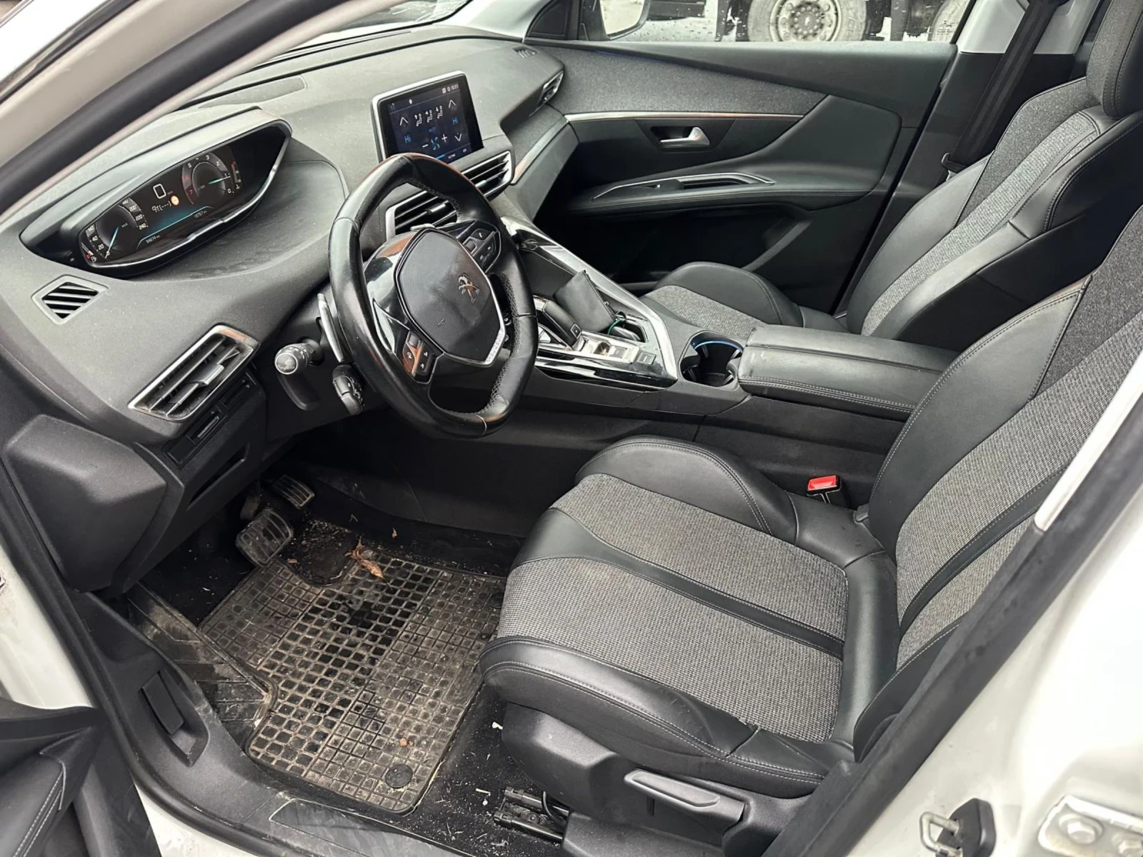 Peugeot 3008 1.2 pure-tech | Mobile.bg � ����������� 11