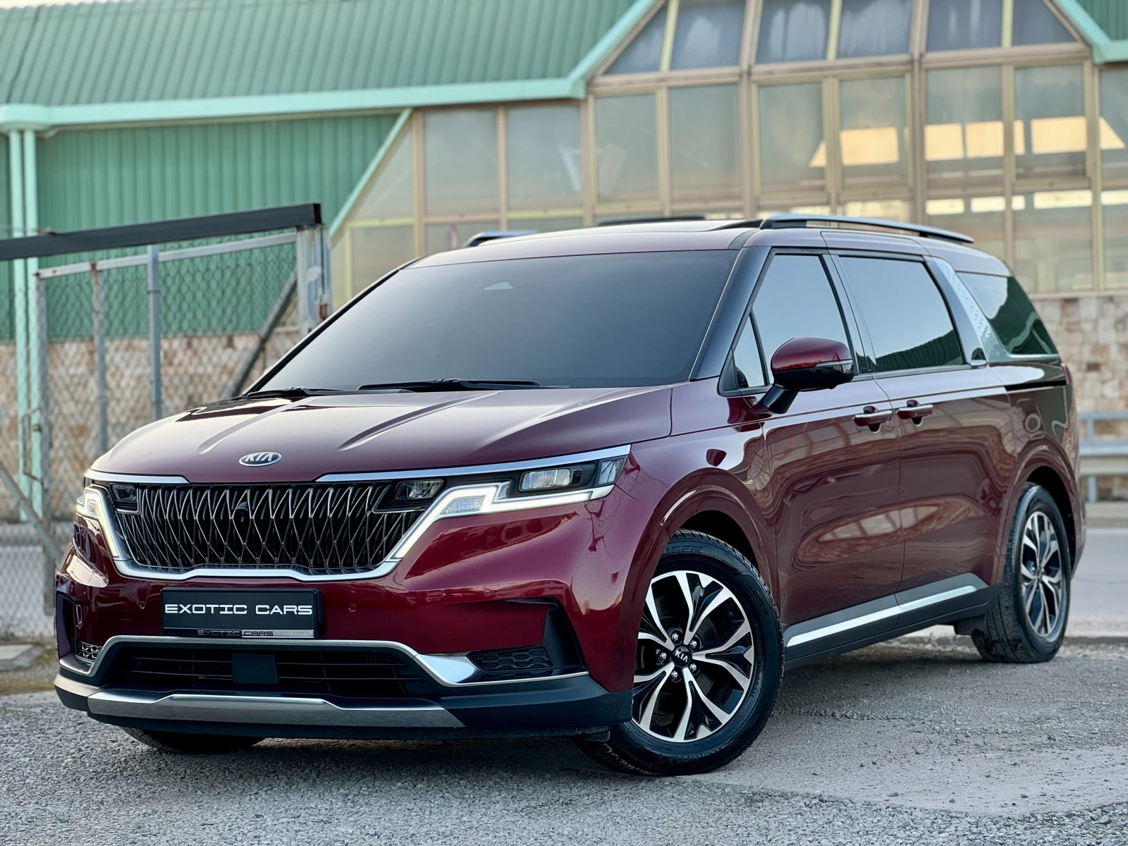 Kia Carnival 2.2D ! 8+ 1 ! Signature, снимка 3 - Автомобили и джипове - 53814826