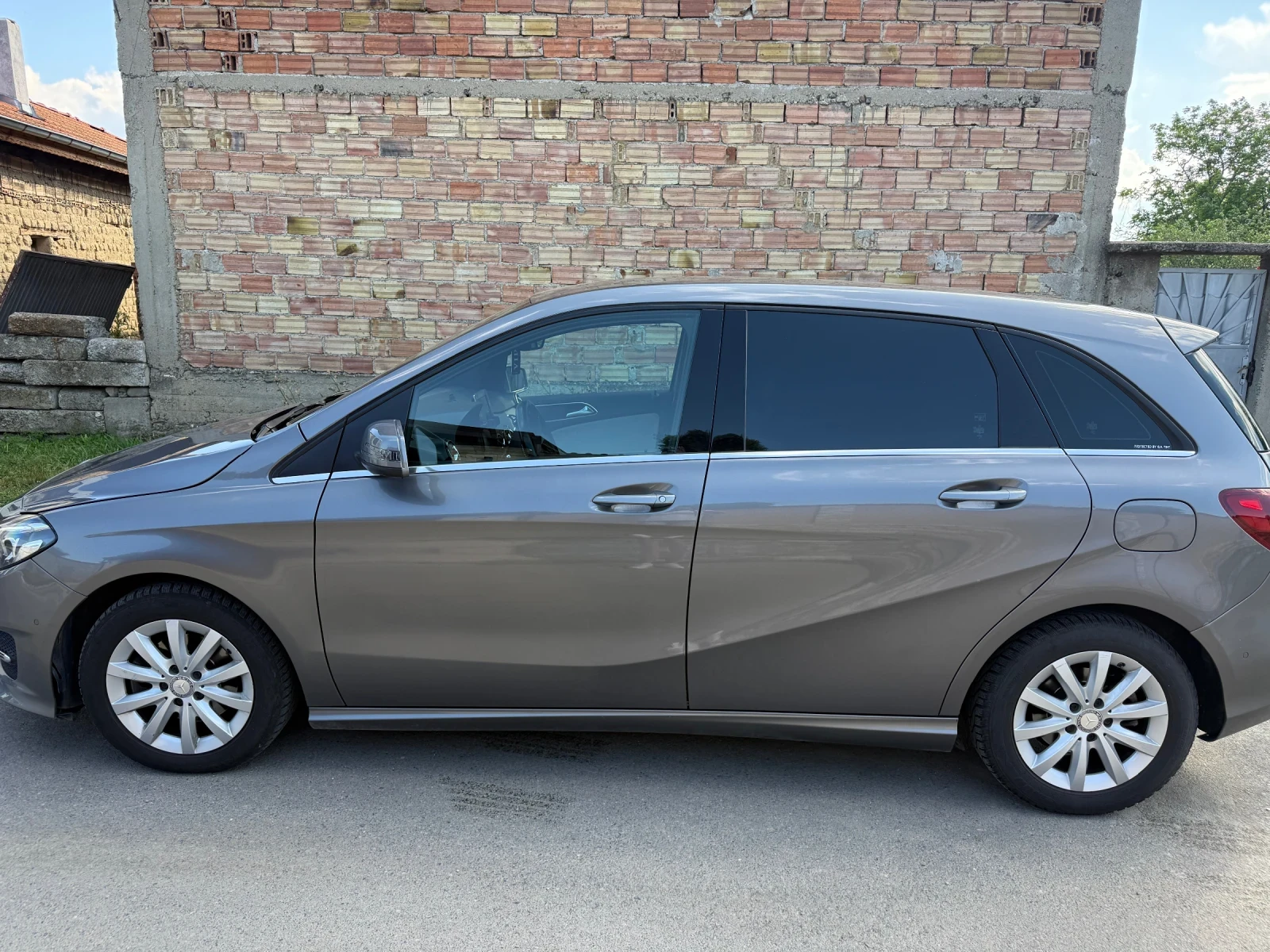 Mercedes-Benz B 200, снимка 4 - Автомобили и джипове - 54681623