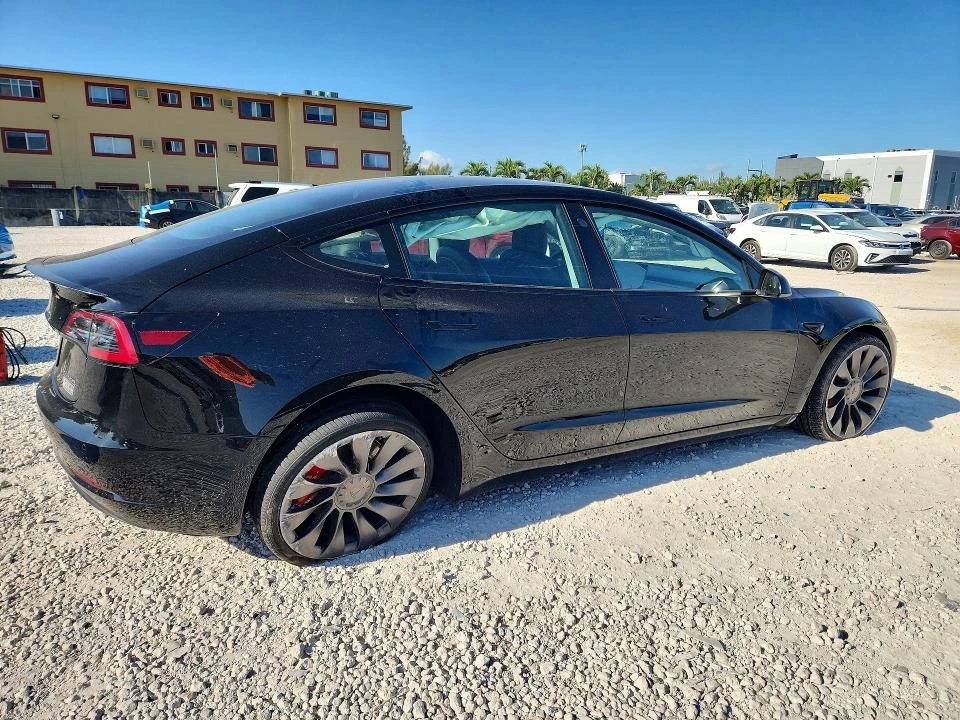 Tesla Model 3, снимка 3 - Автомобили и джипове - 54818785