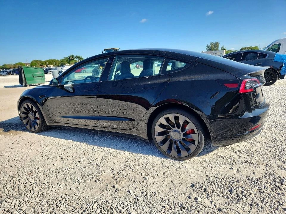 Tesla Model 3, снимка 2 - Автомобили и джипове - 54818785