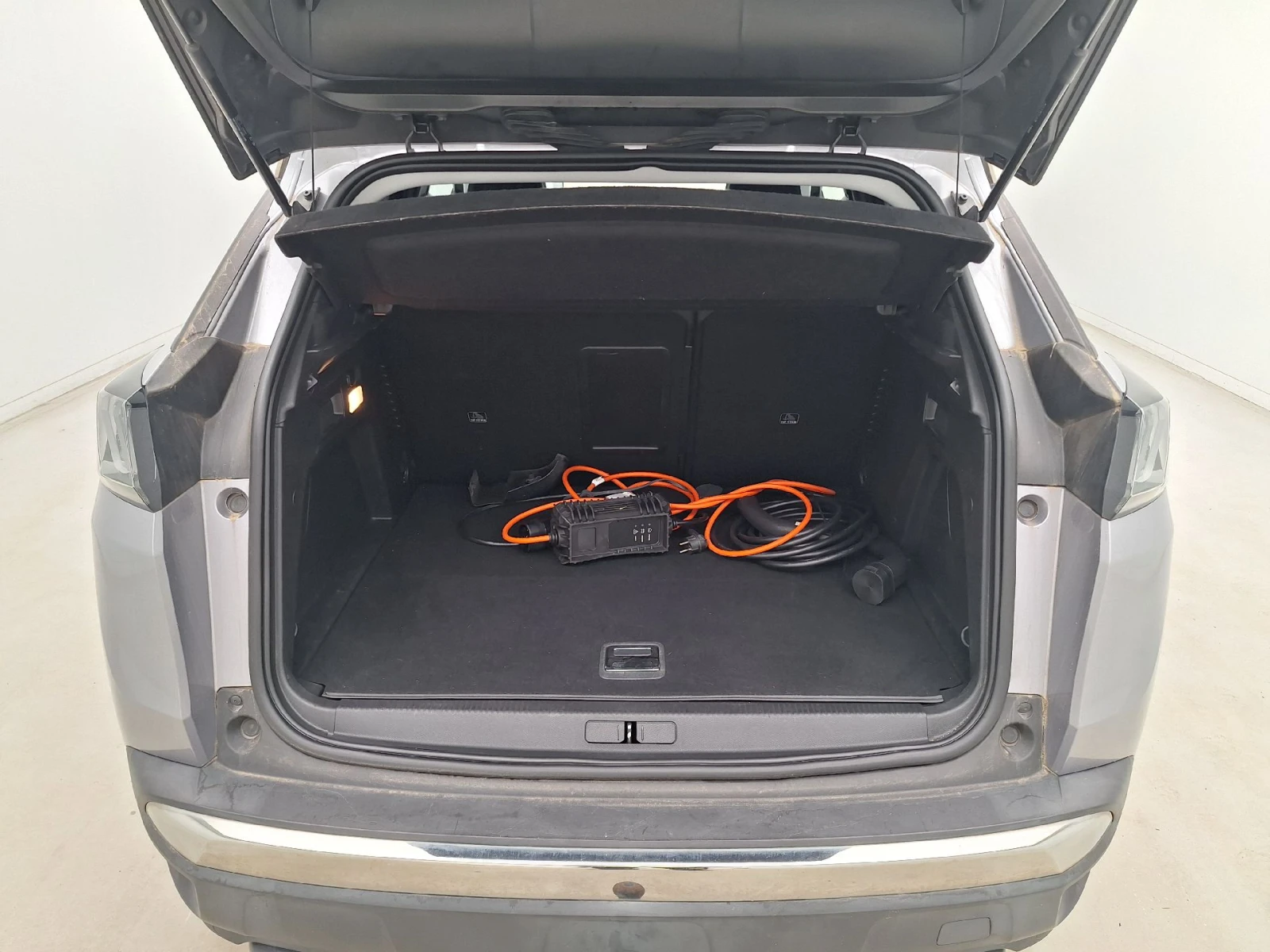 Peugeot 3008 Allure PHEV 225 к.с. , снимка 13 - Автомобили и джипове - 54959899