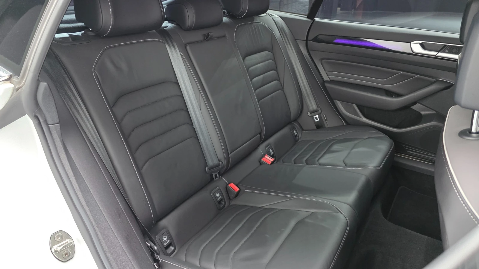 VW Arteon 2.0 TDI Prestige, снимка 11 - Автомобили и джипове - 55200958