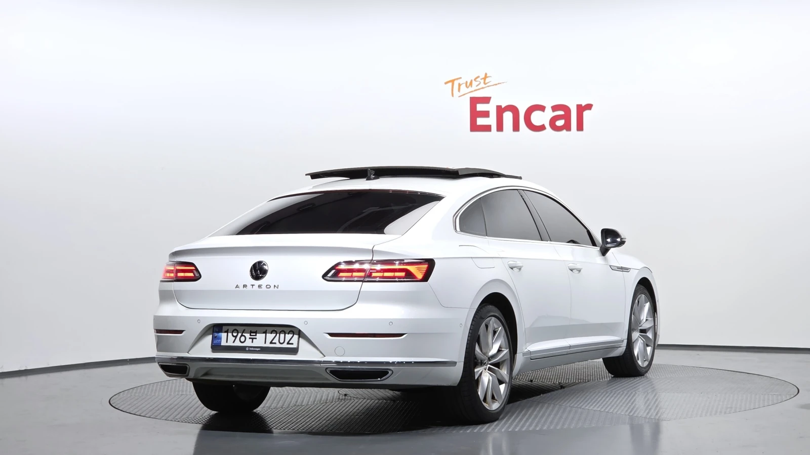 VW Arteon 2.0 TDI Prestige, снимка 2 - Автомобили и джипове - 55200958
