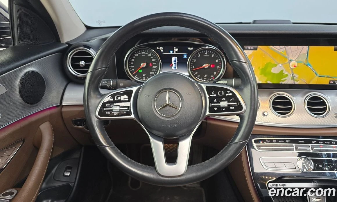 Mercedes-Benz E 300 E300 Avantgarde, снимка 14 - Автомобили и джипове - 56122888