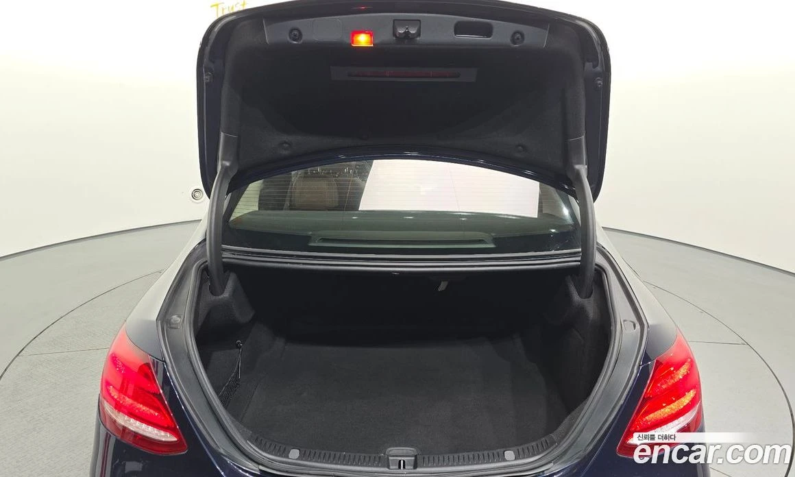 Mercedes-Benz E 300 E300 Avantgarde, снимка 17 - Автомобили и джипове - 56122888