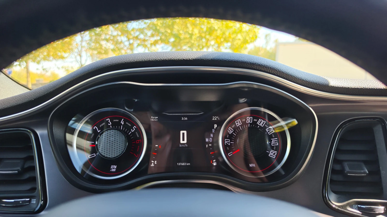 Dodge Challenger R/T 5.7 HEMI V8, снимка 15 - Автомобили и джипове - 56142058