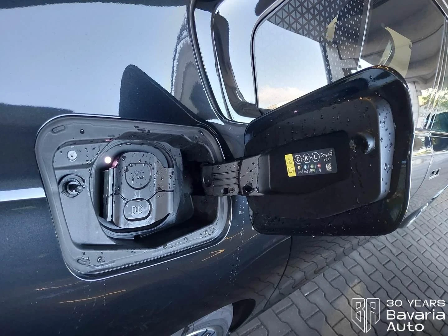 BMW i7 50 eDrive, снимка 14 - Автомобили и джипове - 56235318