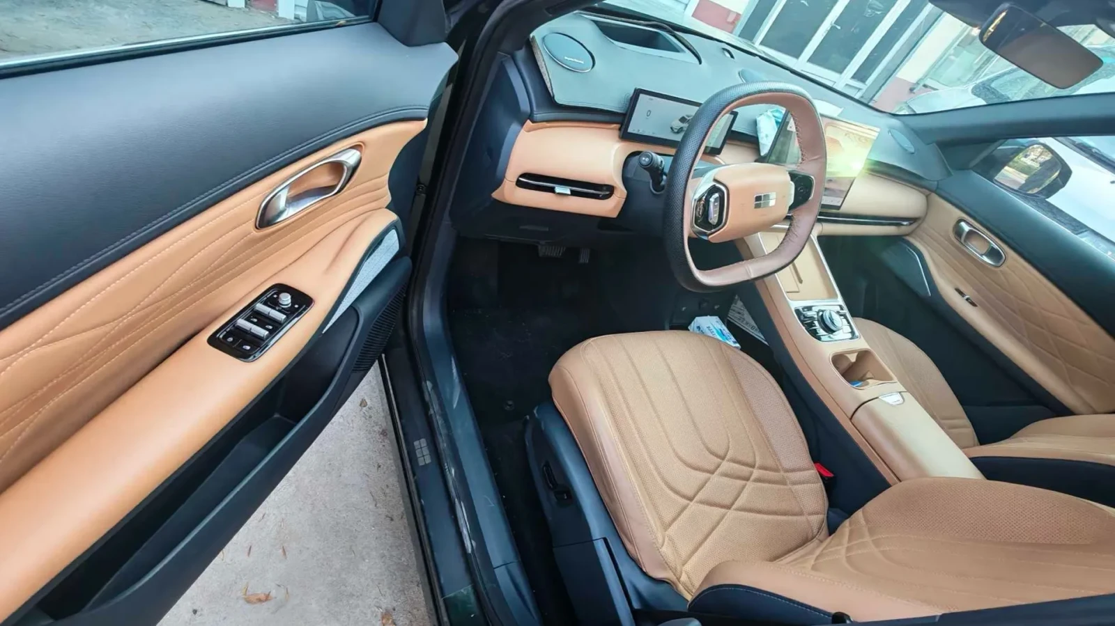Geely Starray EM-SUV 1.5L PHEV, снимка 8 - Автомобили и джипове - 56697298