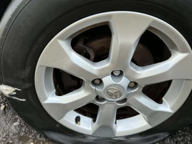 Toyota Rav4  2.2 D-4D 150к.с 2012г  НА ЧАСТИ, снимка 13