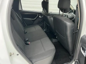 Dacia Duster 1.6 Газ, снимка 9