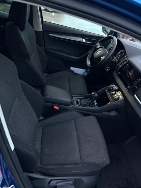 Skoda Karoq 4x4, ОБСЛУЖЕНА, ПЪЛНА СЕРВИЗНА ИСТОРИЯ В SKODA, снимка 9