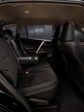 Toyota Rav4 2.0 D-4D::4X4::124 кс ::STYLE::КАМЕРА::НАВИ::, снимка 8