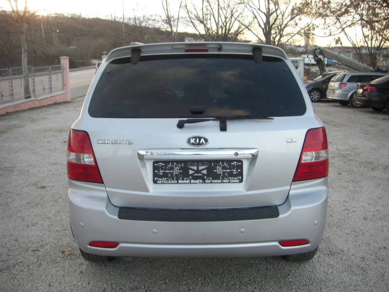 Kia Sorento 2.5crdi 4x4 facelift, снимка 4 - Автомобили и джипове - 39634344