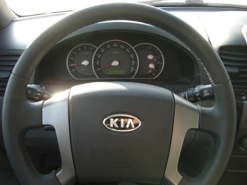 Kia Sorento 2.5crdi 4x4 facelift, снимка 11 - Автомобили и джипове - 39634344