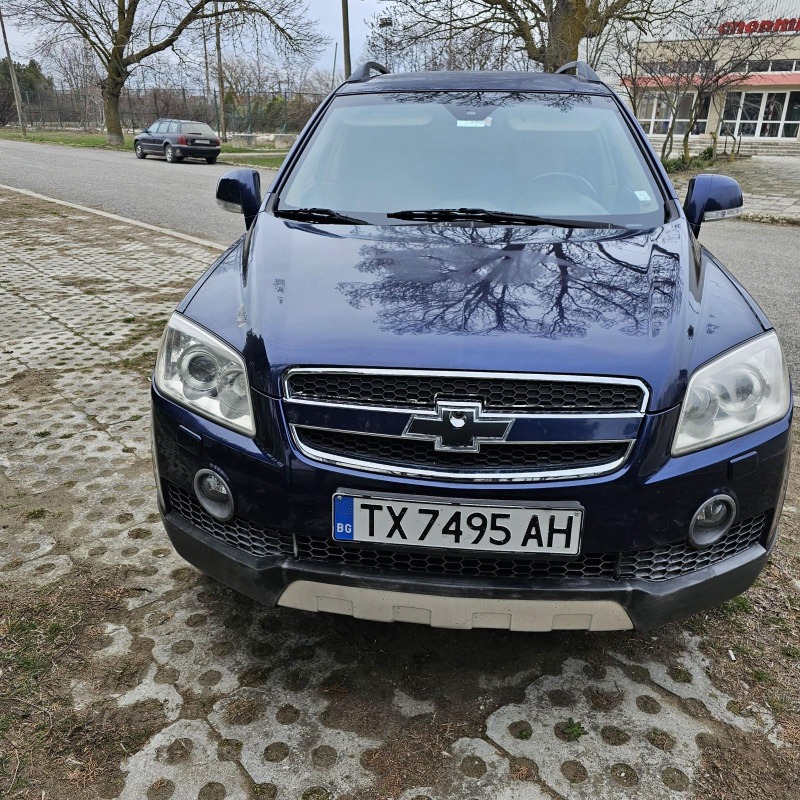 Chevrolet Captiva, снимка 4 - Автомобили и джипове - 44640236