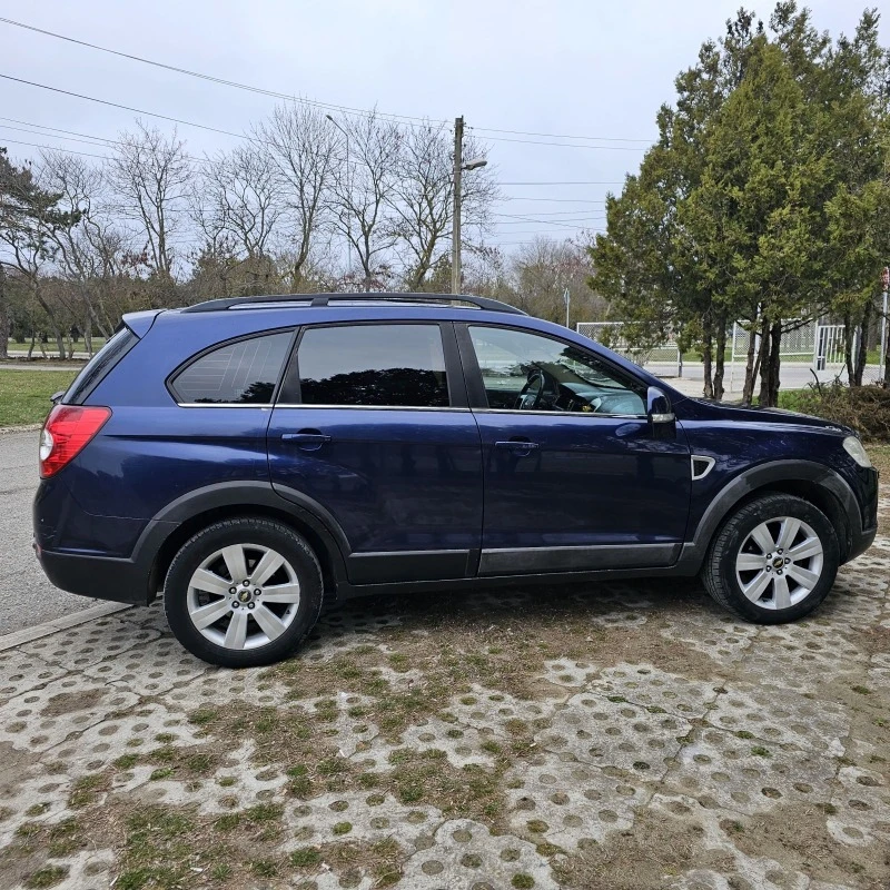 Chevrolet Captiva, снимка 3 - Автомобили и джипове - 46656927