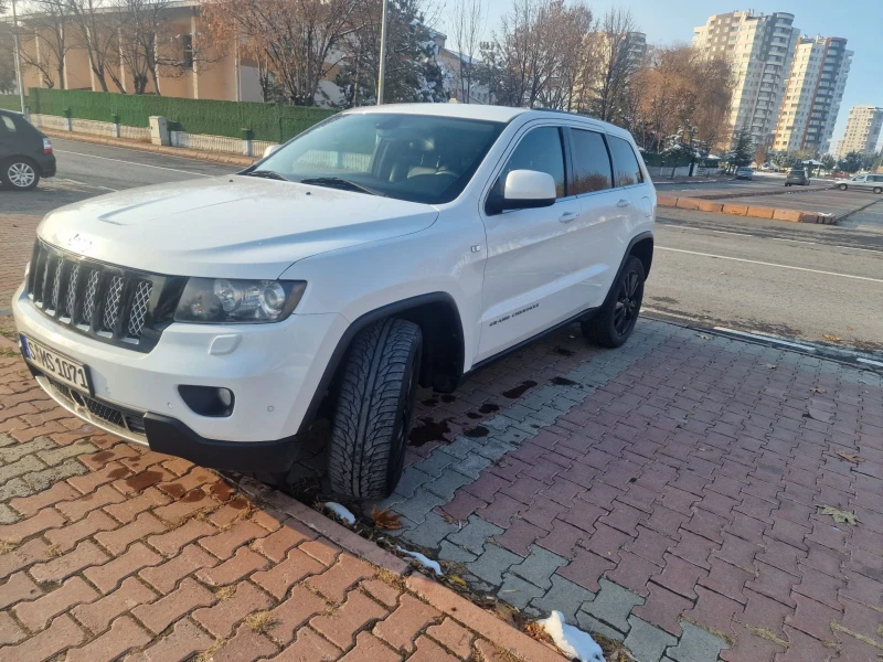 Jeep Cherokee, снимка 17 - Автомобили и джипове - 48154733