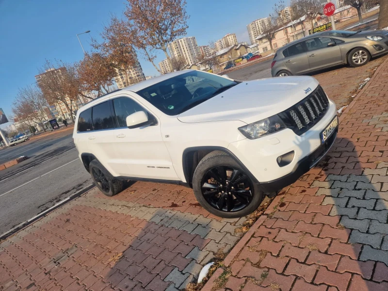 Jeep Cherokee, снимка 10 - Автомобили и джипове - 48154733