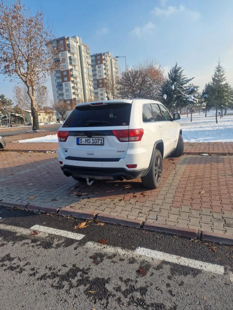 Jeep Cherokee, снимка 6 - Автомобили и джипове - 48154733