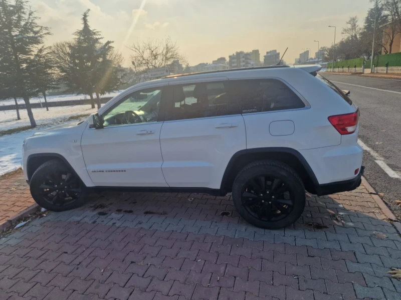 Jeep Cherokee, снимка 7 - Автомобили и джипове - 48154733