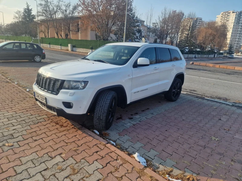 Jeep Cherokee, снимка 9 - Автомобили и джипове - 48154733