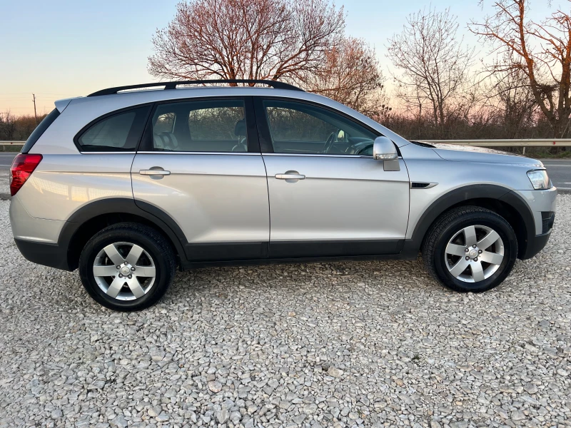 Chevrolet Captiva 2.4i/167p.s-New model/Euro-7 mesten, снимка 8 - Автомобили и джипове - 49600452