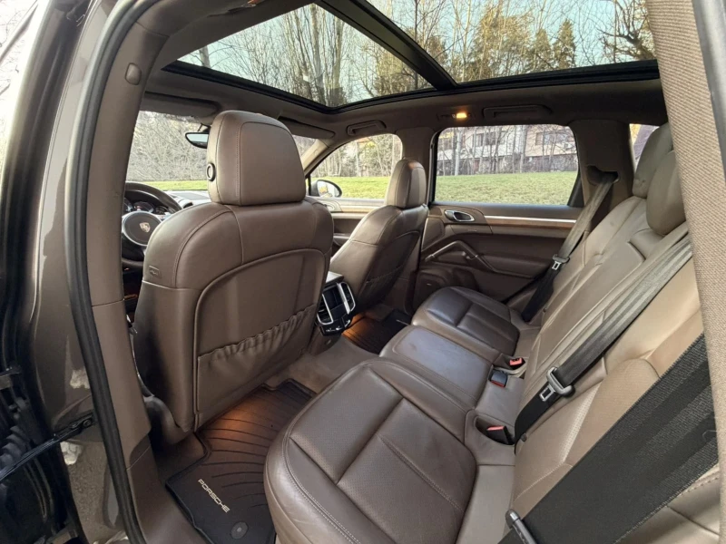 Porsche Cayenne 3.0D / ПОДГРЕВ  / ВЕНТИЛАЦИЯ , снимка 11 - Автомобили и джипове - 52872544