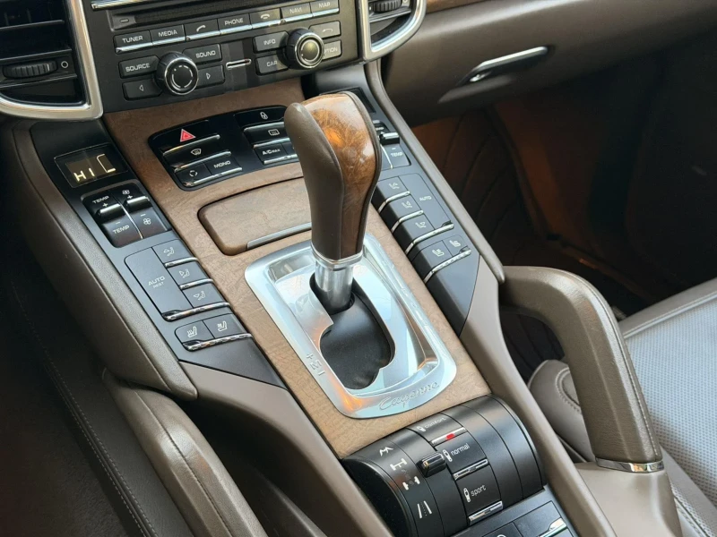 Porsche Cayenne 3.0D / ПОДГРЕВ  / ВЕНТИЛАЦИЯ , снимка 15 - Автомобили и джипове - 52872544