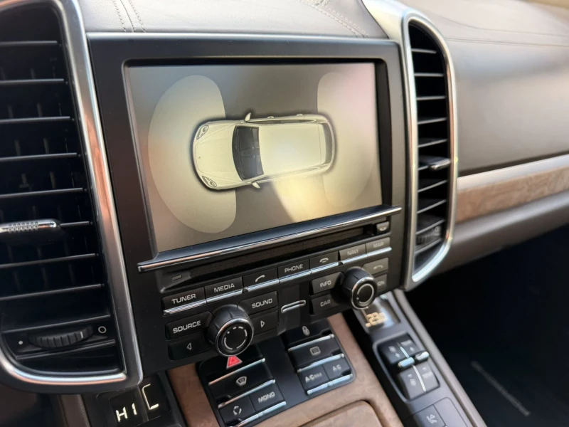 Porsche Cayenne 3.0D / ПОДГРЕВ  / ВЕНТИЛАЦИЯ , снимка 14 - Автомобили и джипове - 52872544