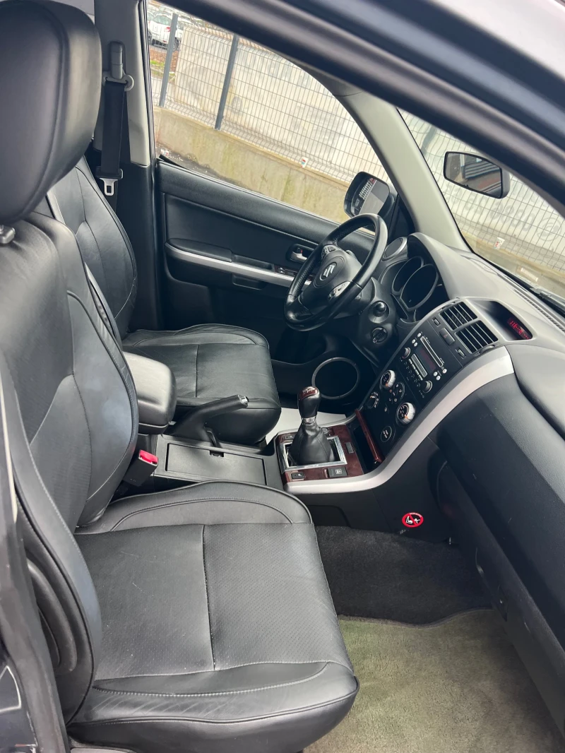 Suzuki Grand vitara, снимка 13 - Автомобили и джипове - 52932204