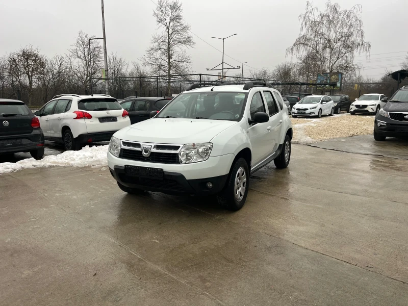 Dacia Duster 1.6 Газ, снимка 2 - Автомобили и джипове - 53131176