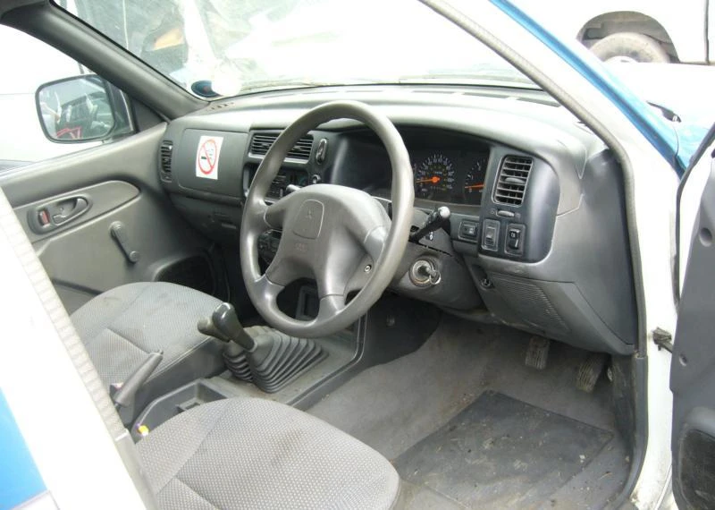 Mitsubishi L200 2.5 TDI НА ЧАСТИ, снимка 8 - Автомобили и джипове - 12813348