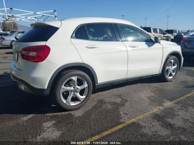 Mercedes-Benz GLA 250 Keyless* Start/Stop* Подгрев - изображение 4