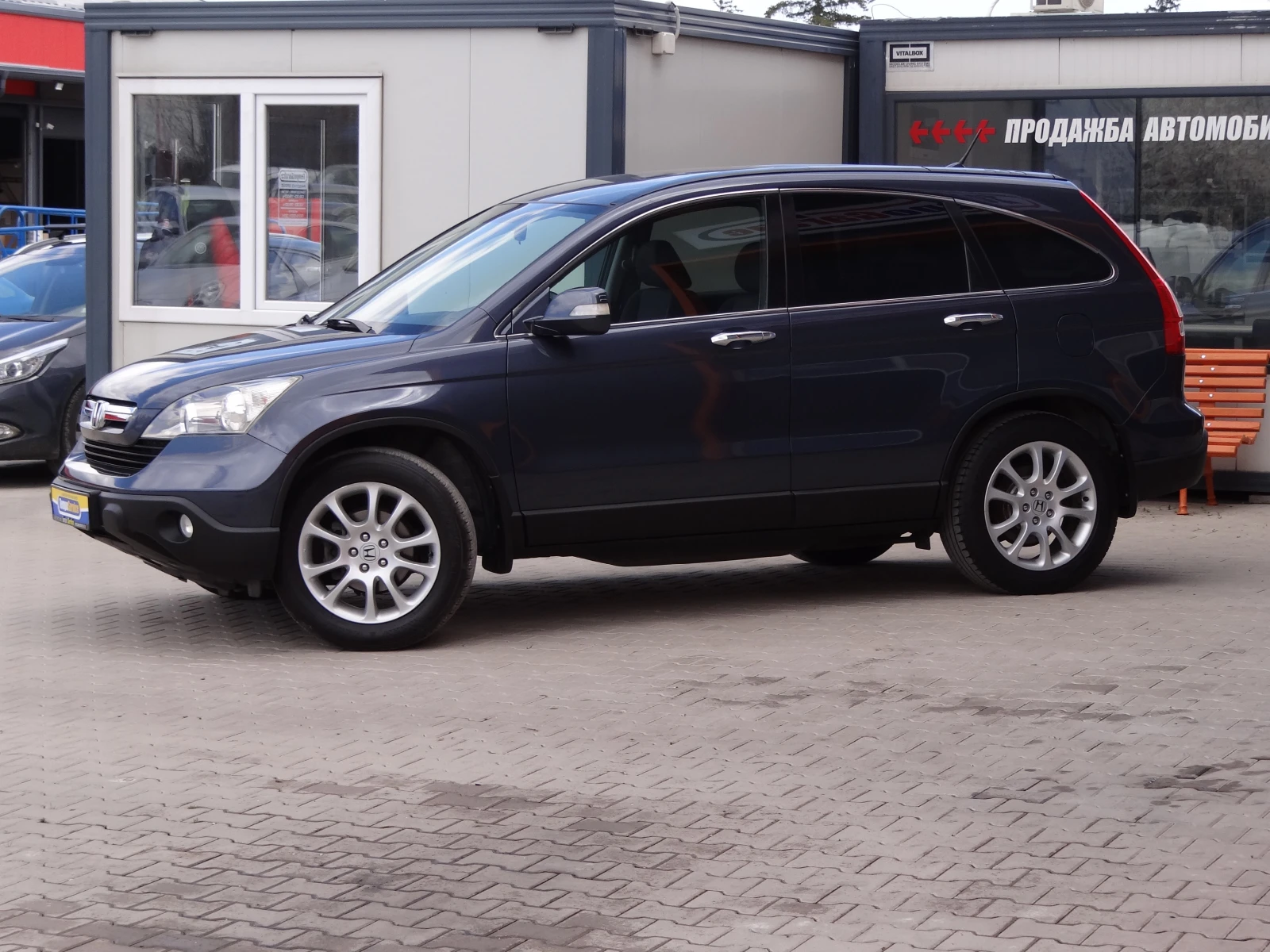 Honda Cr-v 2.0i-vtec-150k.c. /Auto/Navi/Camera/4 x 4/Euro-4/, снимка 2 - Автомобили и джипове - 54148823